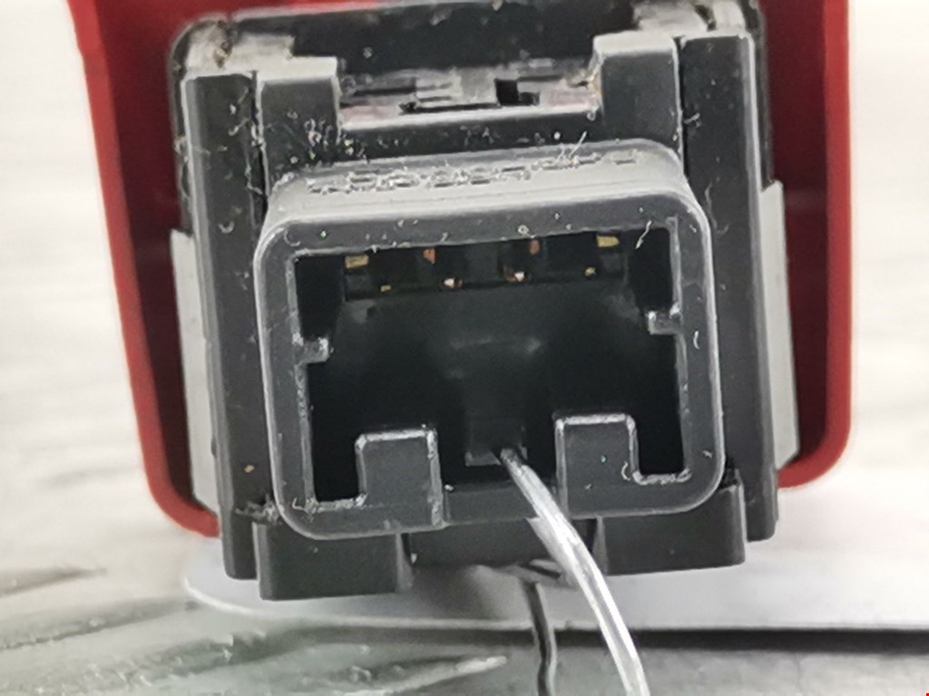 Кнопка аварийной сигнализации (аварийки) NISSAN Micra K12 2003-2010