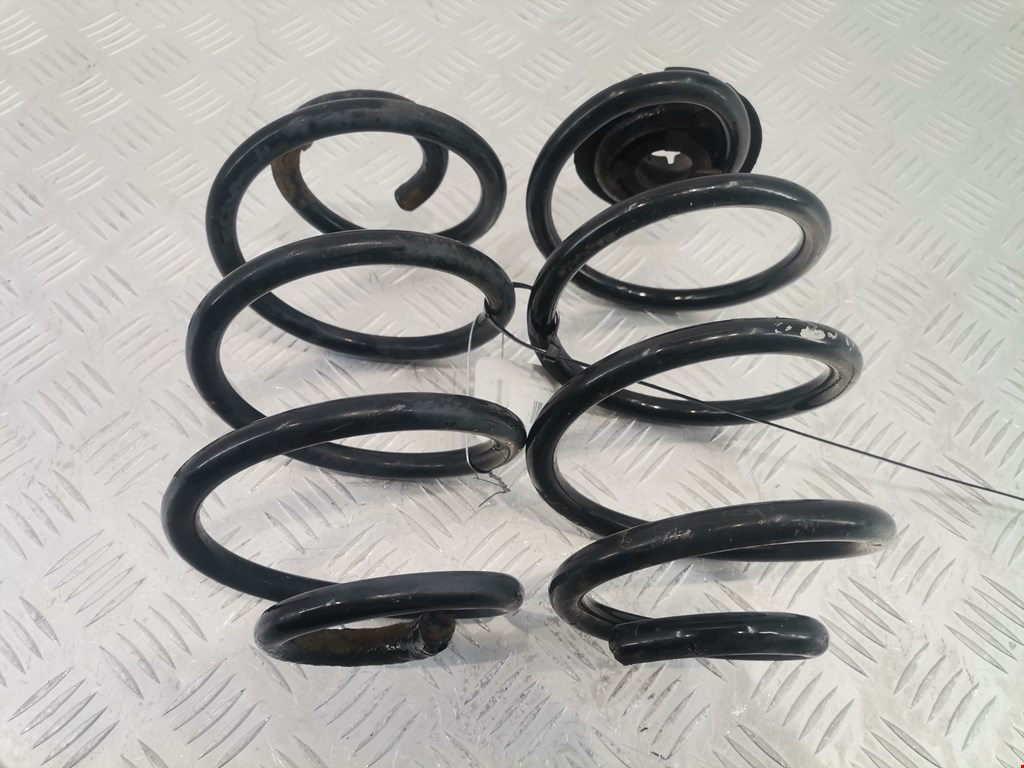 Пружина задняя левая/правая NISSAN Micra K12 2003-2010