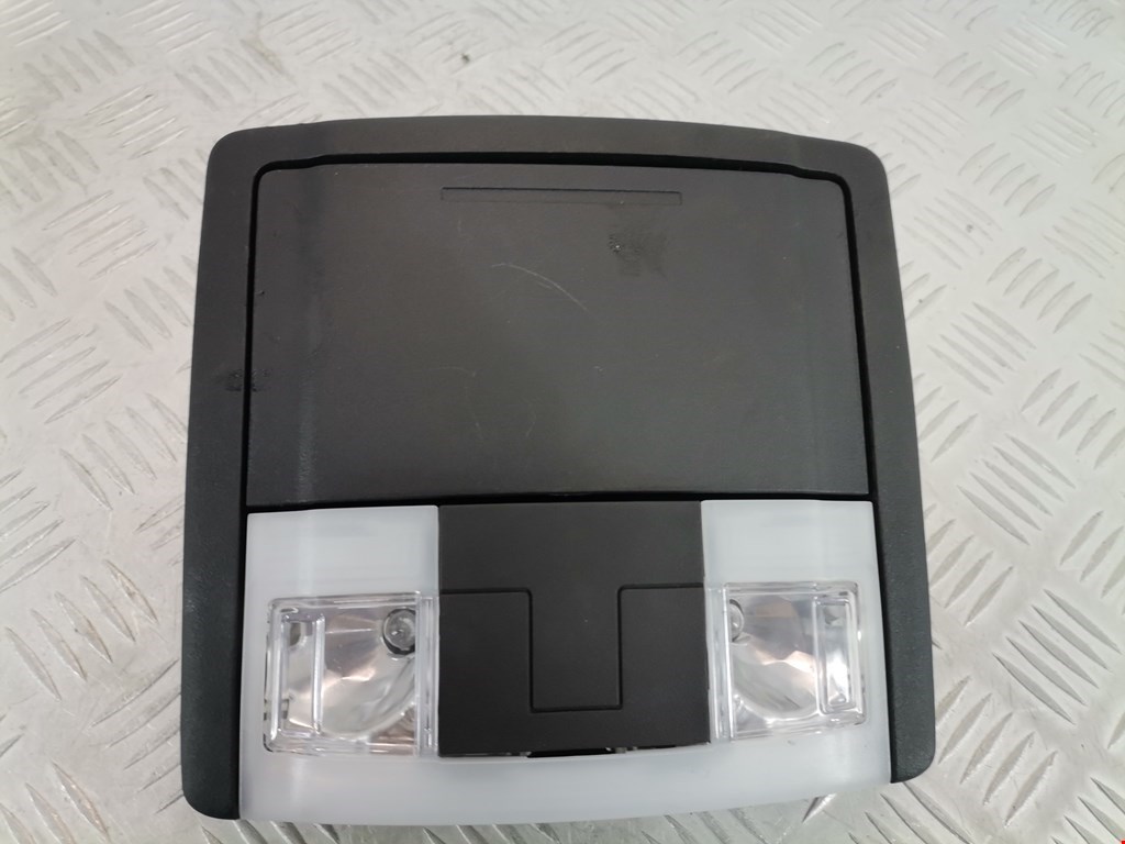 Плафон салонный (салона фонарь) FORD Explorer 2011-2019