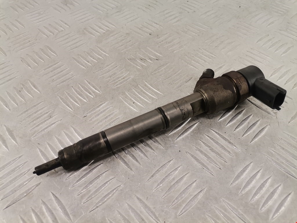 Форсунка дизельная электрическая Hyundai i30 1 (2007-2012)