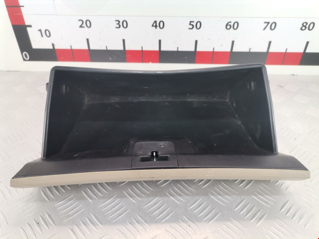 Бардачок LEXUS LX 470 1998-2007