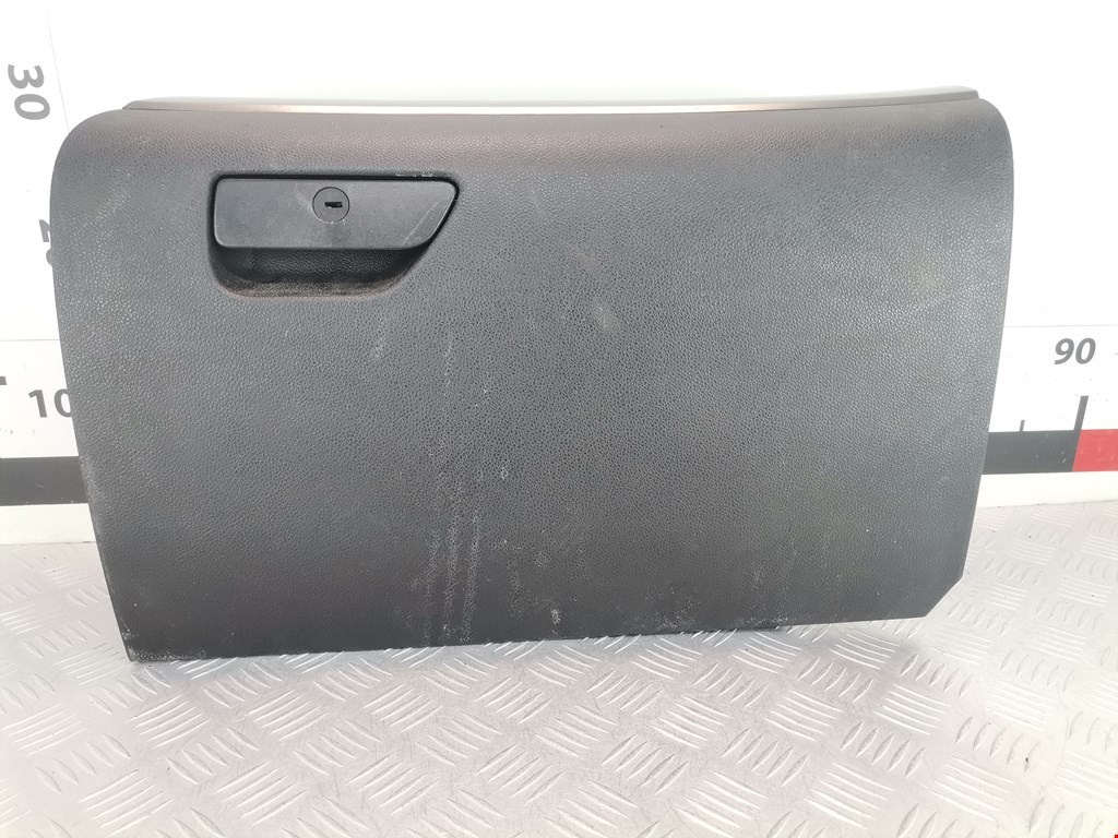 Бардачок FORD Explorer 2011-2019