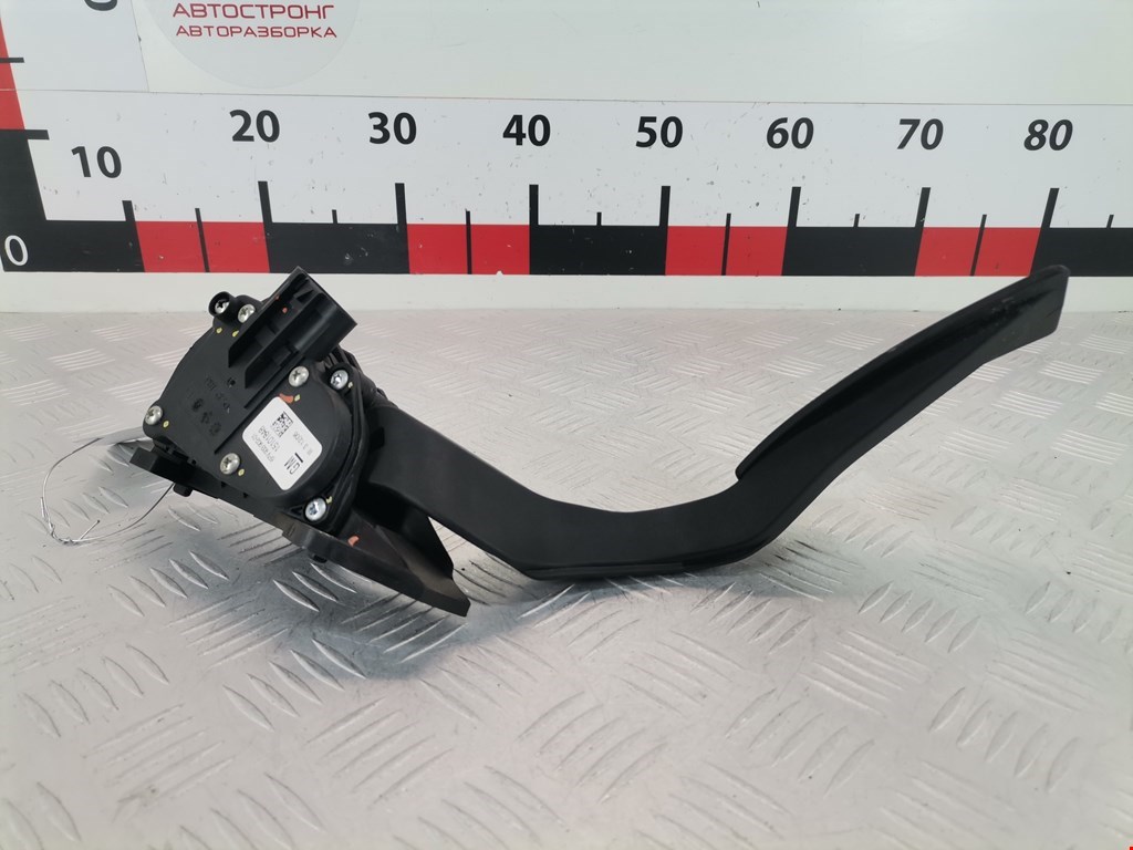 Педаль газа CHEVROLET Tahoe III 2006-2014