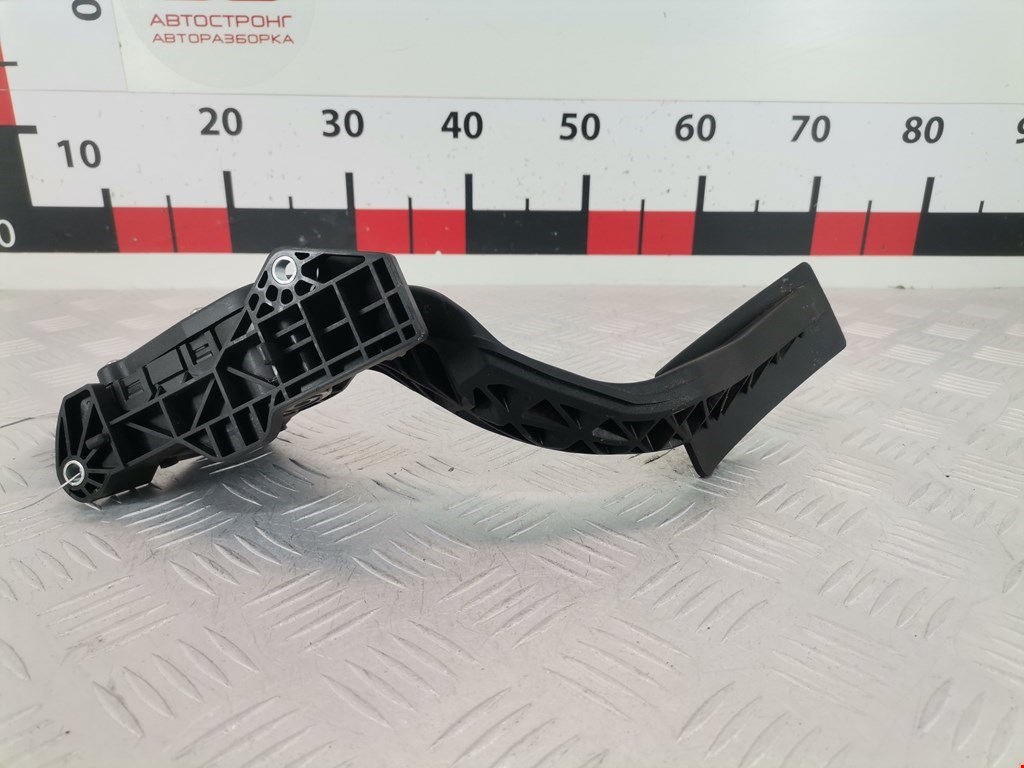 Педаль газа CHEVROLET Tahoe III 2006-2014