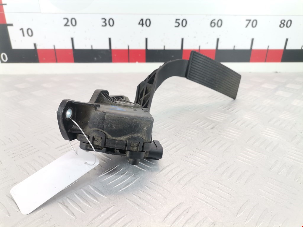 Педаль газа CHEVROLET Tahoe III 2006-2014