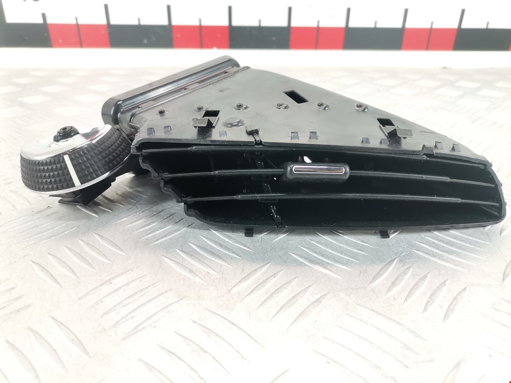 Дефлектор воздушный FORD Escape 2012-2015