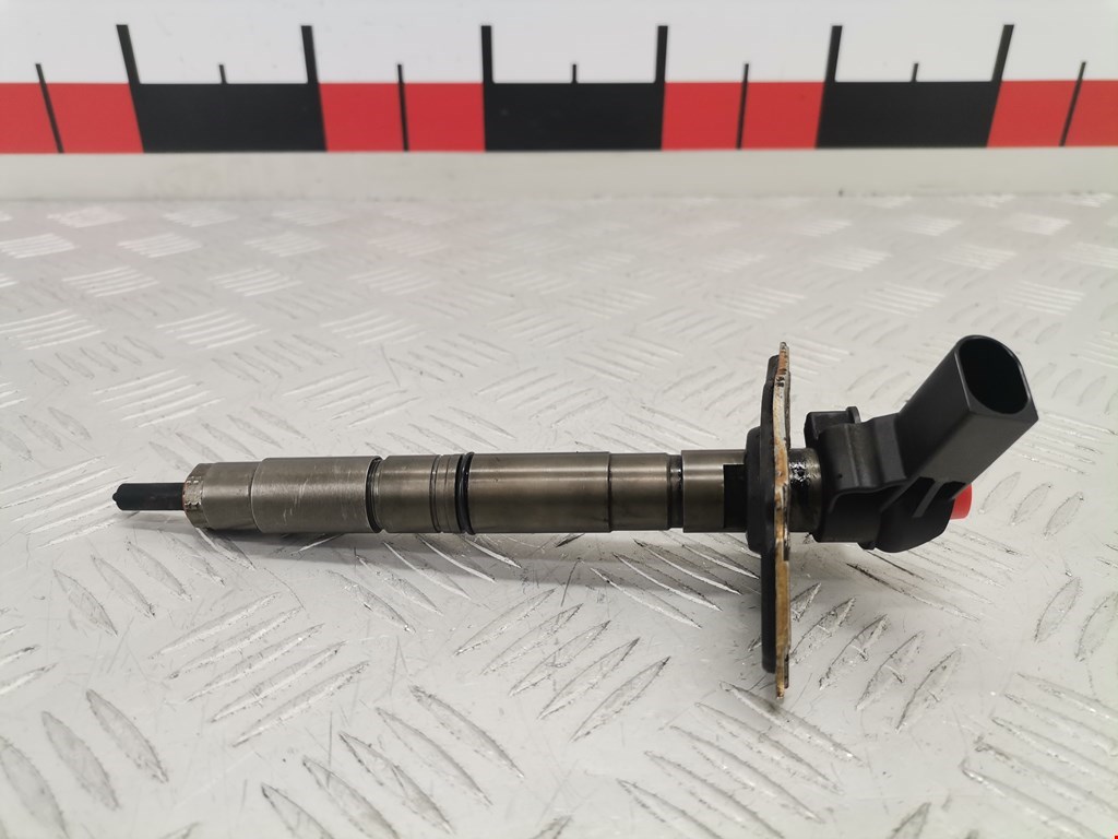 Форсунка дизельная электрическая VOLKSWAGEN Passat B6 2005-2011