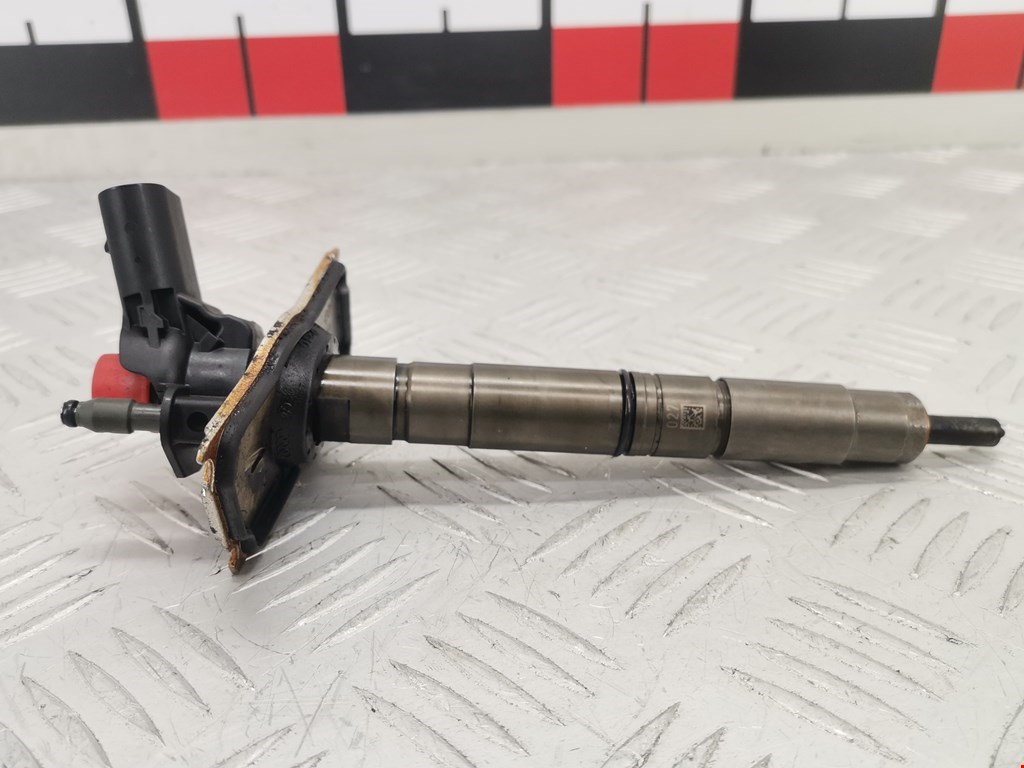 Форсунка дизельная электрическая VOLKSWAGEN Passat B6 2005-2011