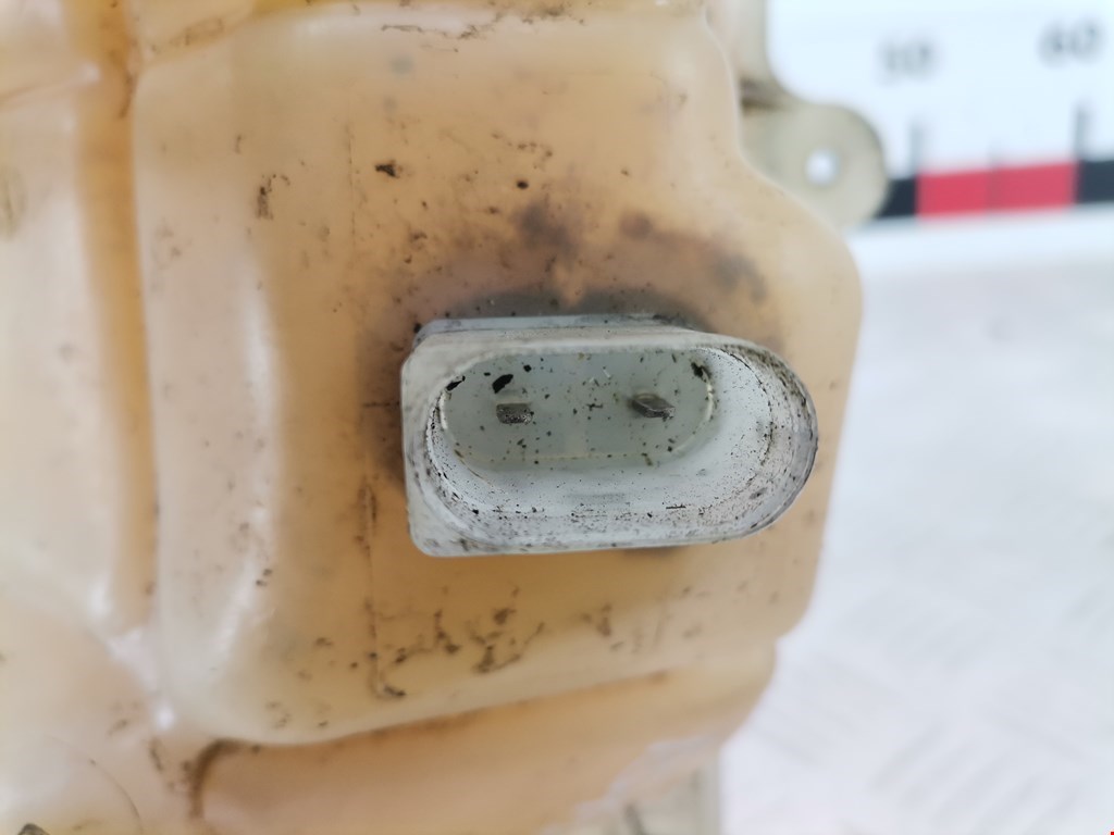 Бачок расширительный VOLKSWAGEN Passat B5 1997-2005