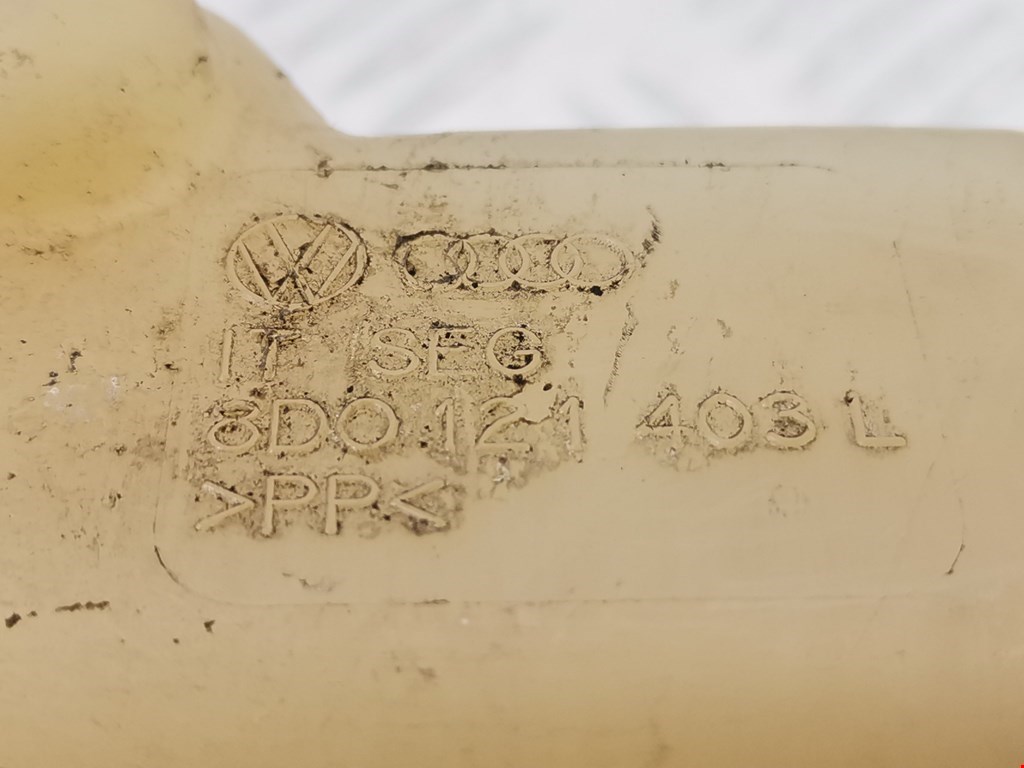 Бачок расширительный VOLKSWAGEN Passat B5 1997-2005