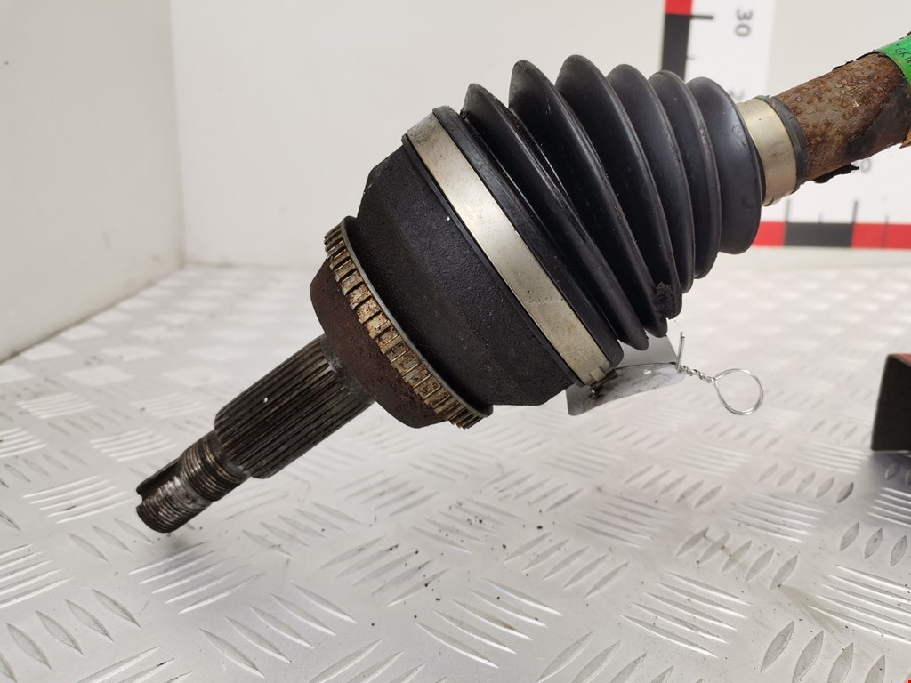 Полуось (привод, приводной вал) передняя правая TOYOTA Venza 2009-2017