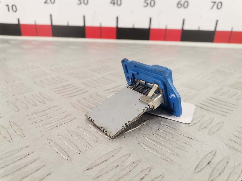 Резистор отопителя (сопротивление печки) KIA Picanto 2011-2017