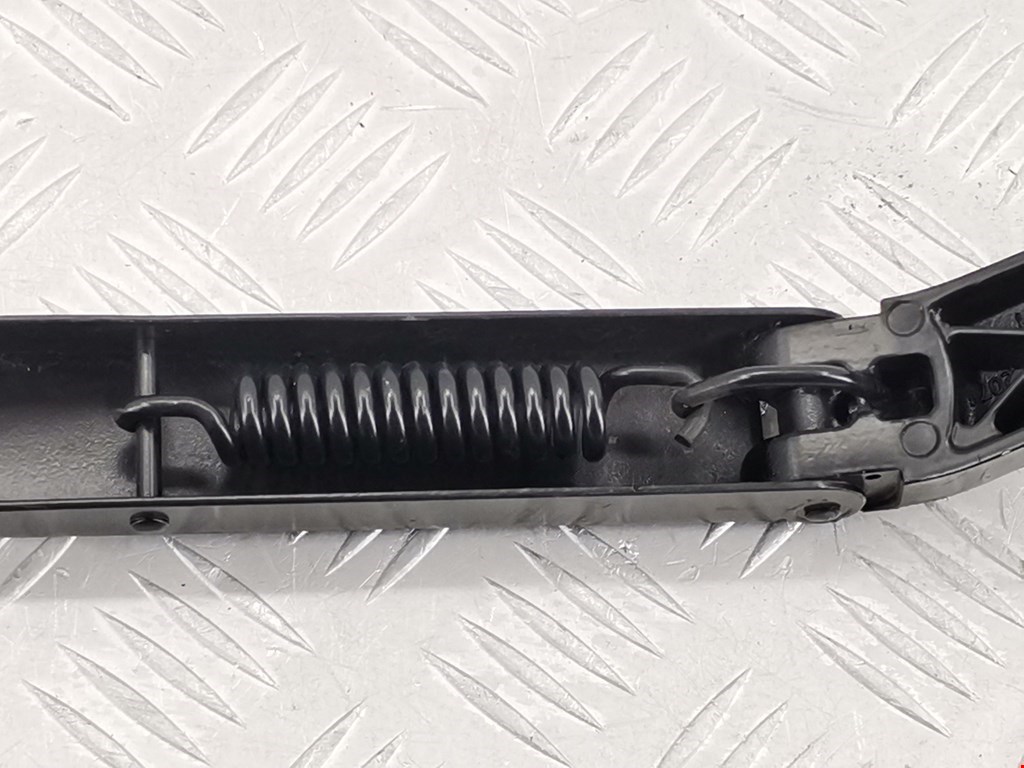 Поводок дворников передний левый/ правый TOYOTA Venza 2009-2017