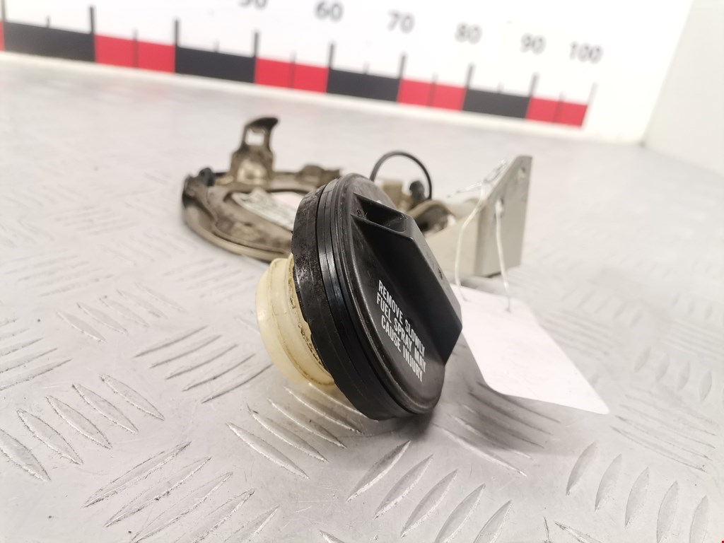 Лючок бензобака FIAT Sedici 2005-2014