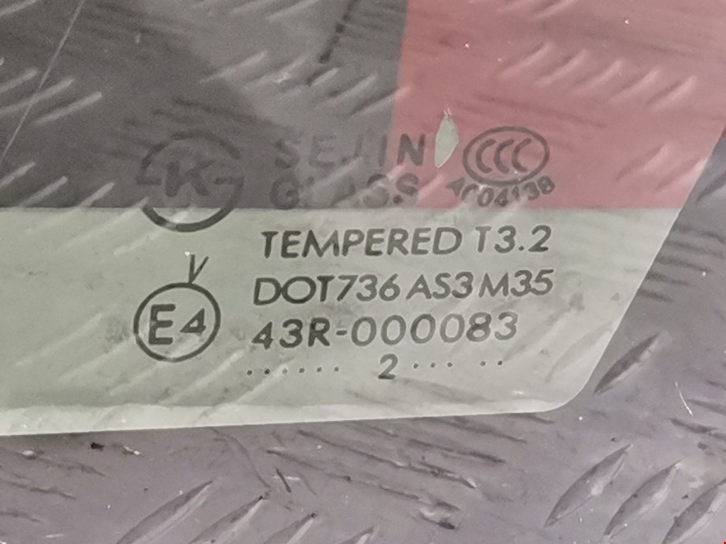 Стекло кузовное глухое правое OPEL Antara 2006-2015