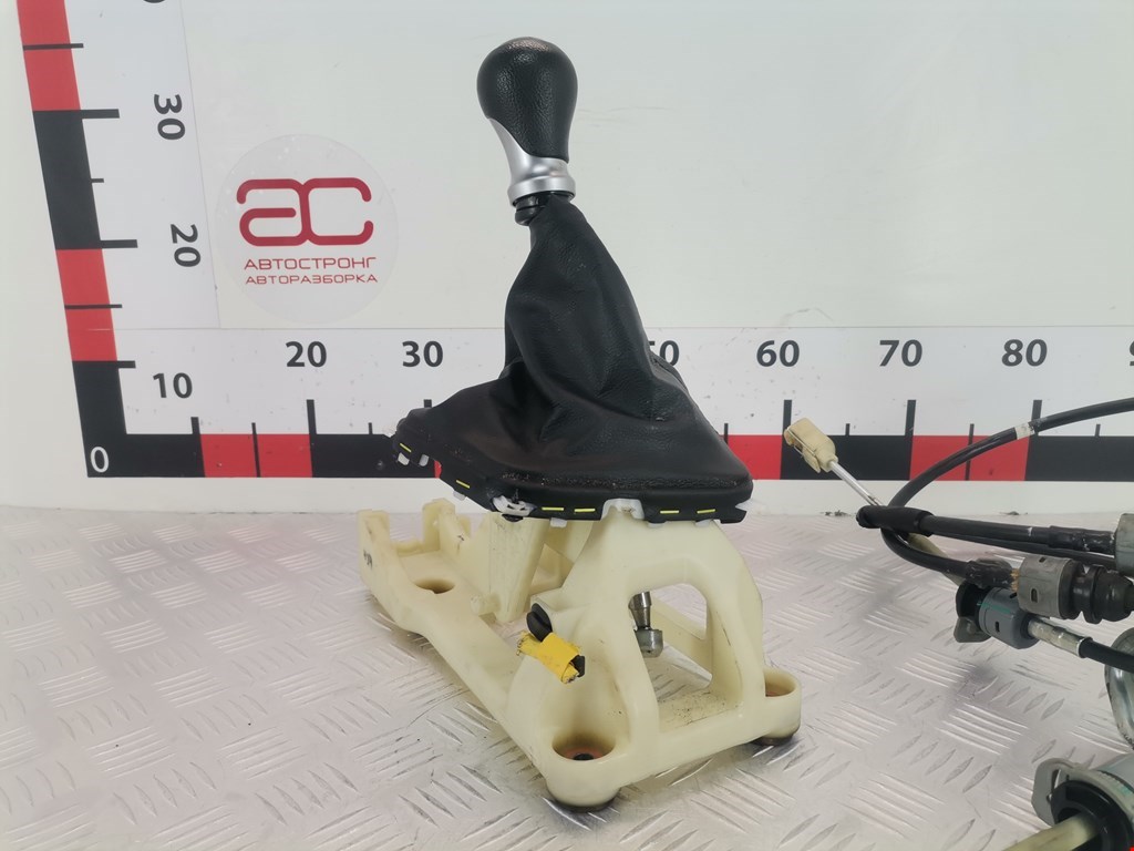 Кулиса (селектор) АКПП/МКПП в салоне KIA Picanto 2011-2017