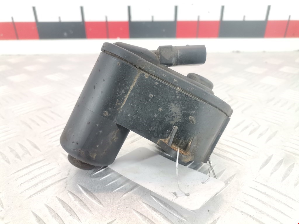 Суппорт задний правый VOLKSWAGEN Passat B6 2005-2011