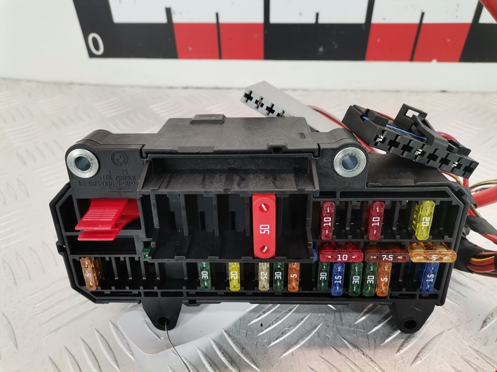 Датчик уровня в бачок омывателя BMW 7er 7 серия E65/E66 2001-2008