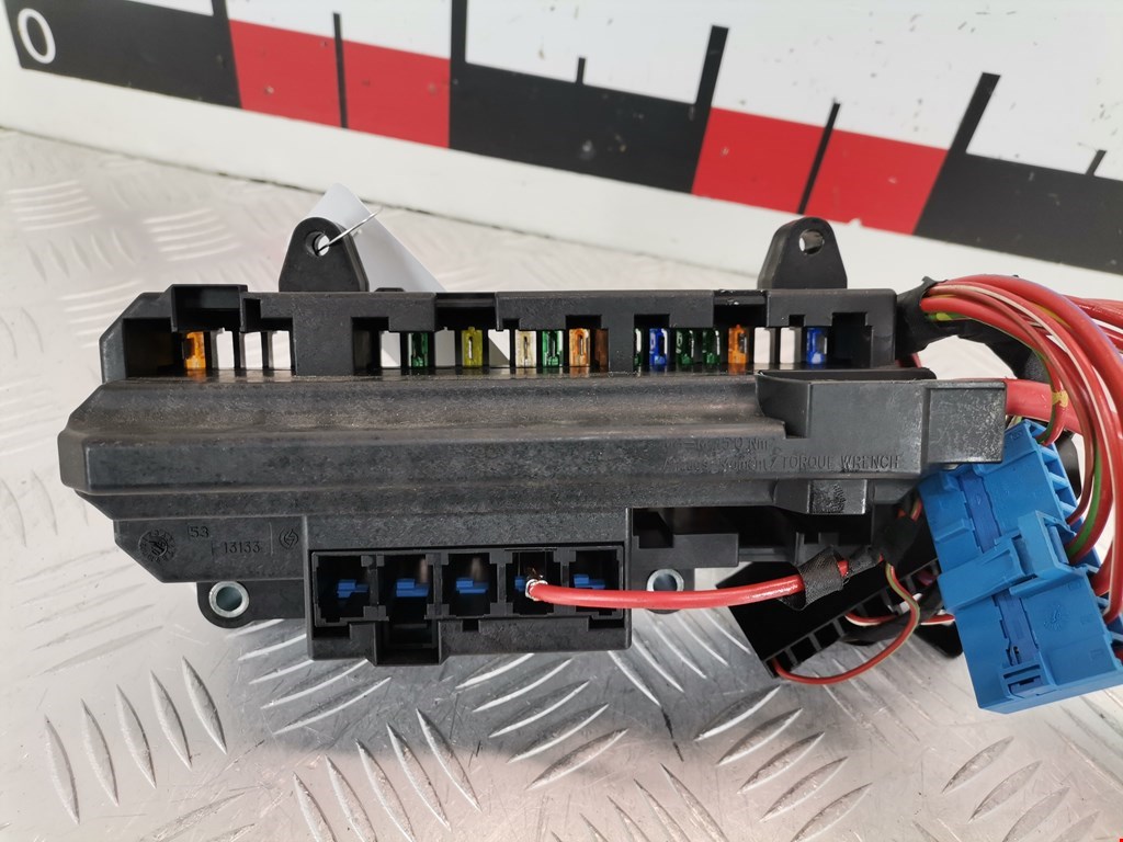 Датчик уровня в бачок омывателя BMW 7er 7 серия E65/E66 2001-2008