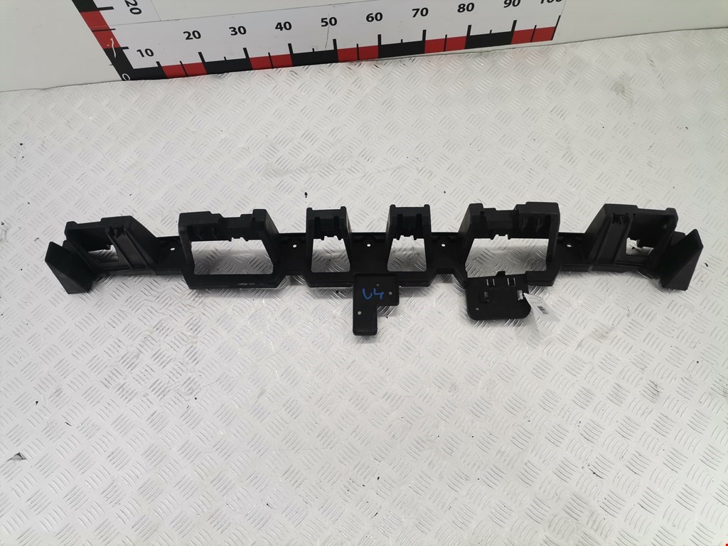 Кронштейн заднего бампера центральный FORD Escape 2012-2015