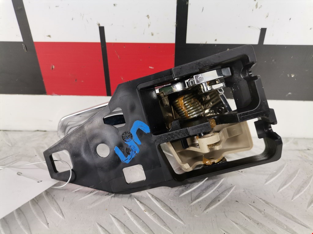 Ручка дверная задняя внутренняя правая TOYOTA Venza 2009-2017