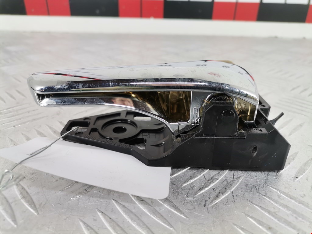 Ручка дверная задняя внутренняя правая TOYOTA Venza 2009-2017