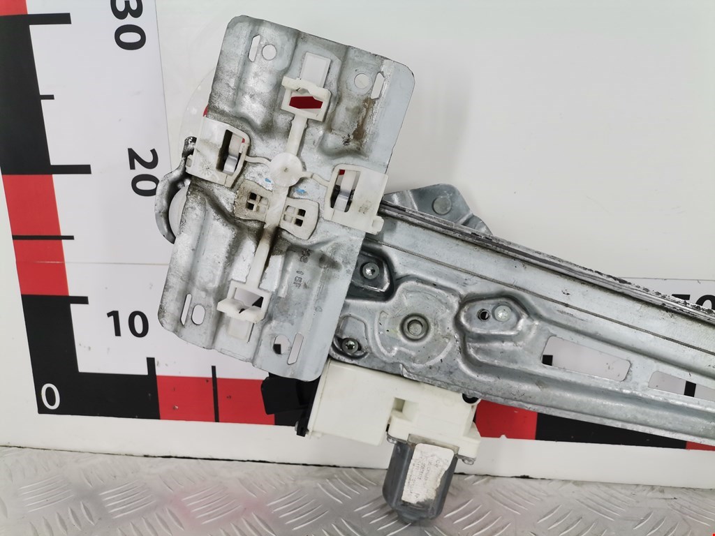 Стеклоподъемник передний правый FORD Explorer 2011-2019