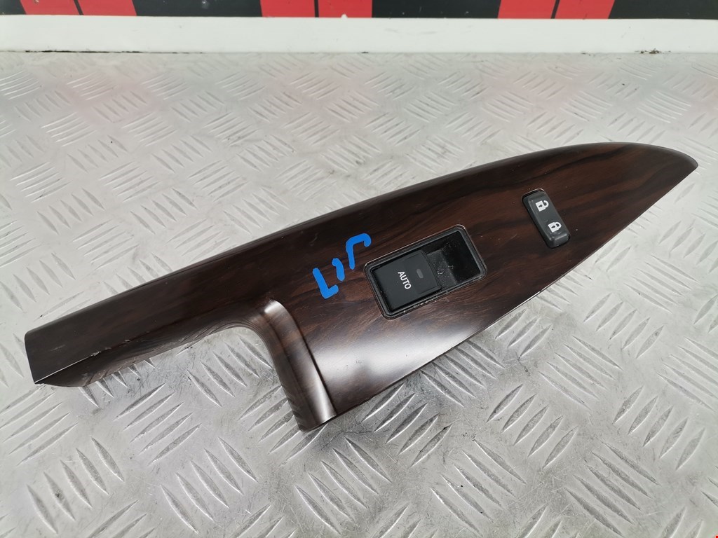 Кнопка стеклоподъемника TOYOTA Venza 2009-2017