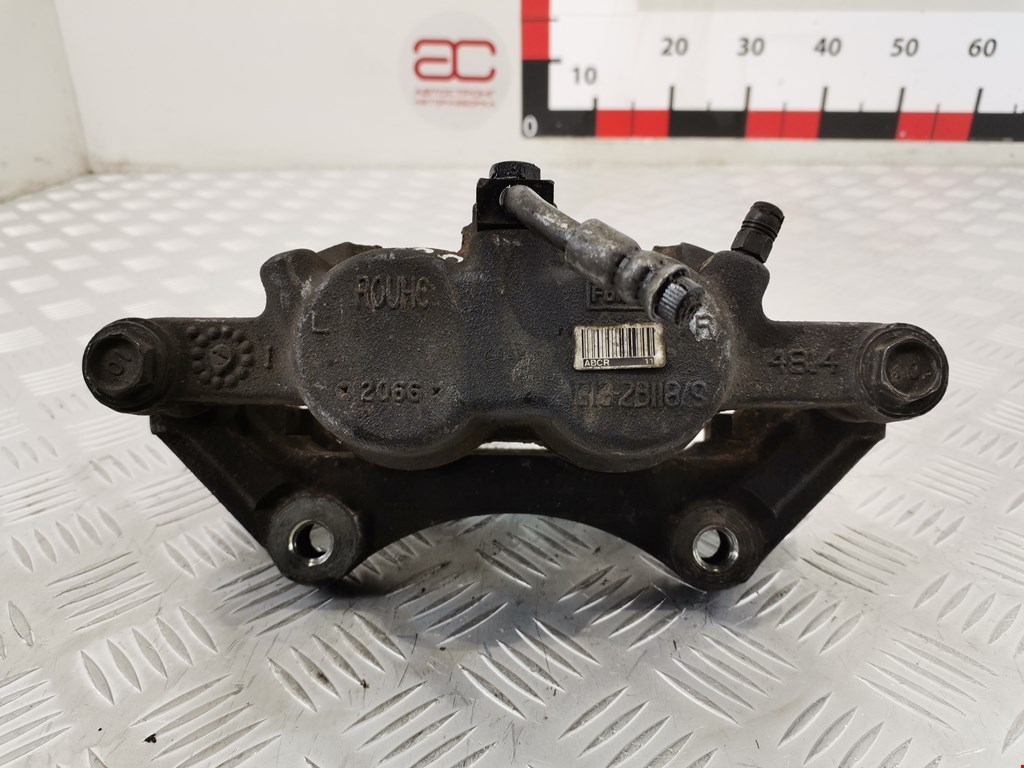 Суппорт передний правый FORD Explorer 2011-2019