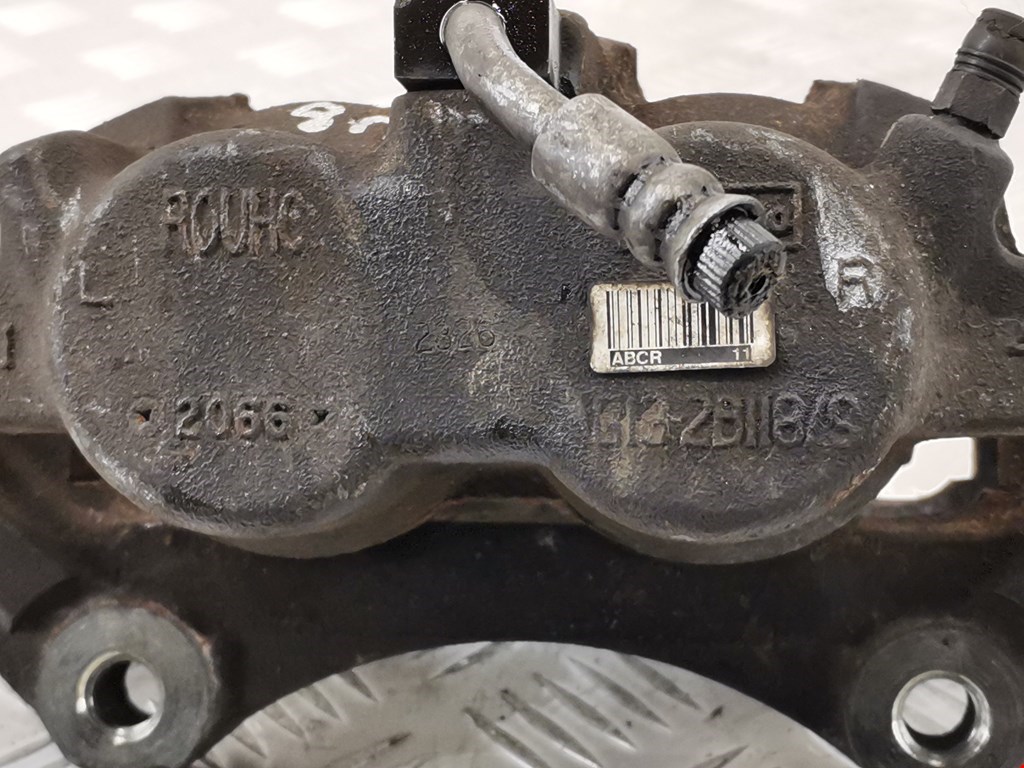 Суппорт передний правый FORD Explorer 2011-2019