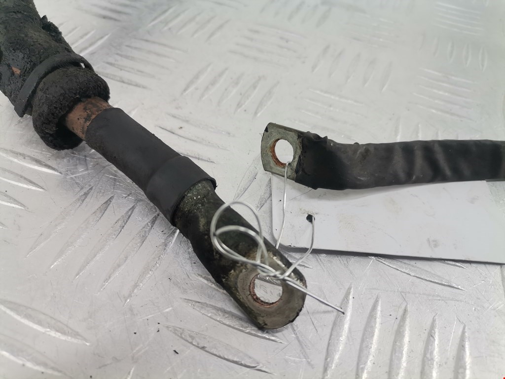 Клемма аккумулятора (минус) - IVECO Daily IV 2006-2011