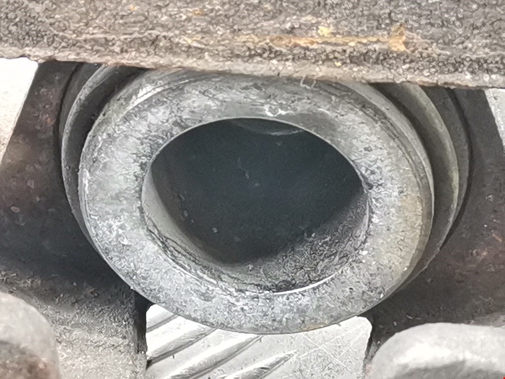 Суппорт передний правый CHEVROLET Trax (Tracker) Trax Tracker 2013-2022