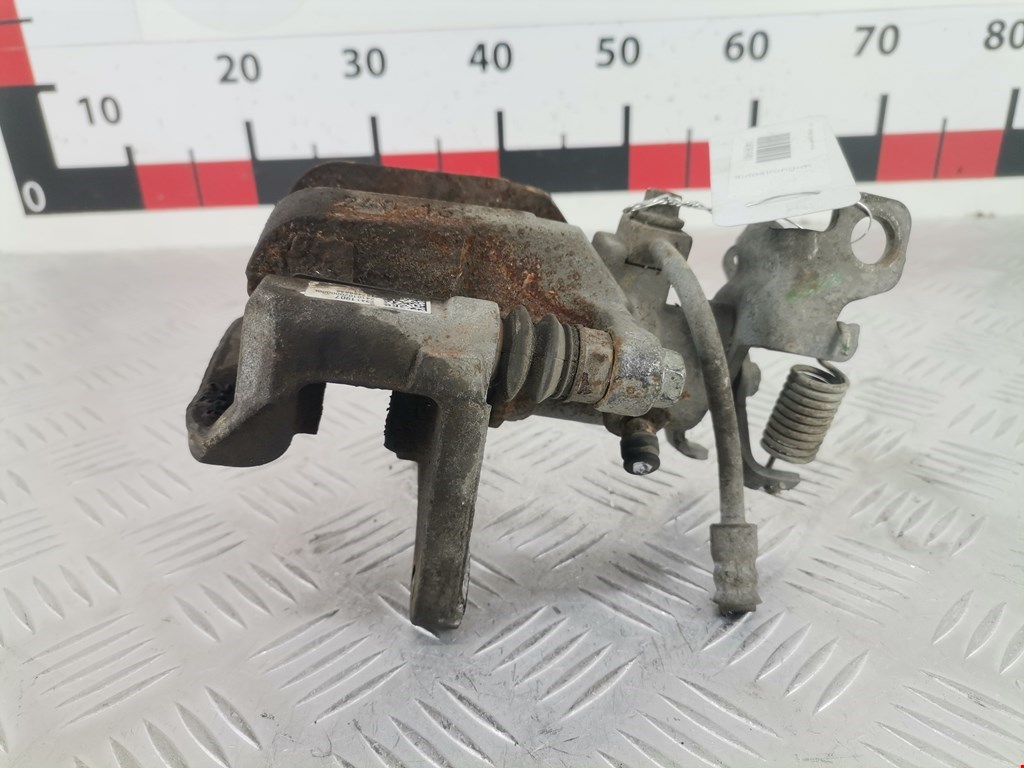 Суппорт задний левый CHEVROLET Malibu 2015-н.в.