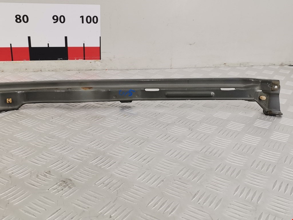 Молдинг лобового стекла LEXUS LX 470 1998-2007