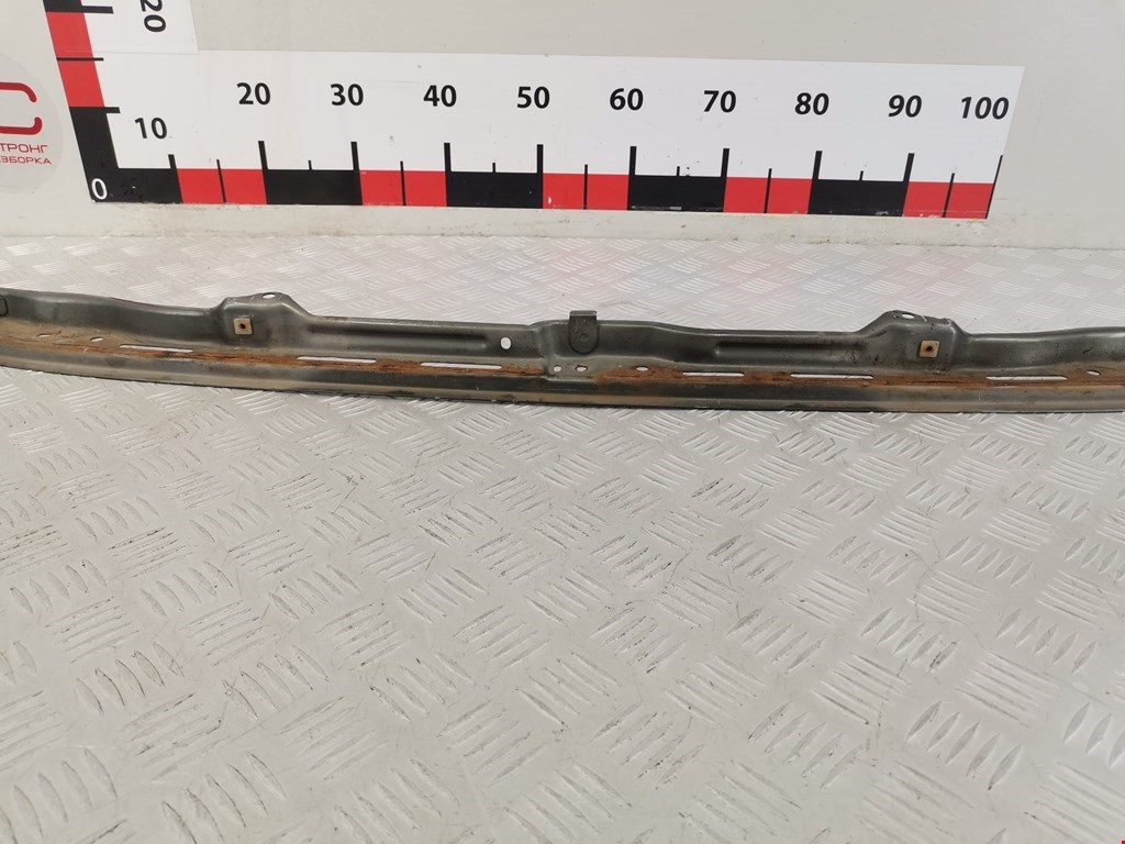 Молдинг лобового стекла LEXUS LX 470 1998-2007