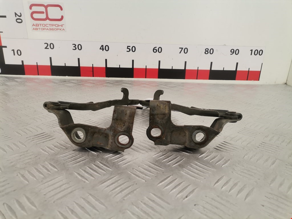Петля капота левая/правая LEXUS LX 470 1998-2007