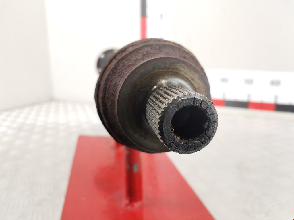 Полуось (привод, приводной вал) задняя правая SKODA Octavia A5 1Z- 2004-2013