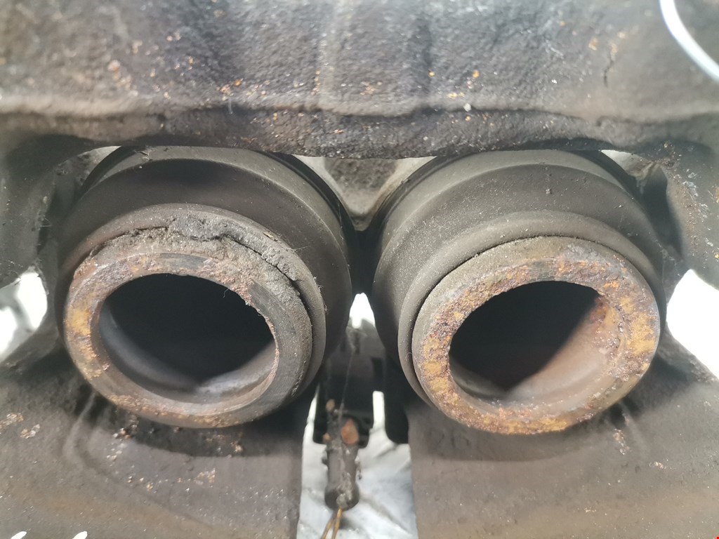 Суппорт передний левый MERCEDES-BENZ GL-Class I X164 2006-2012