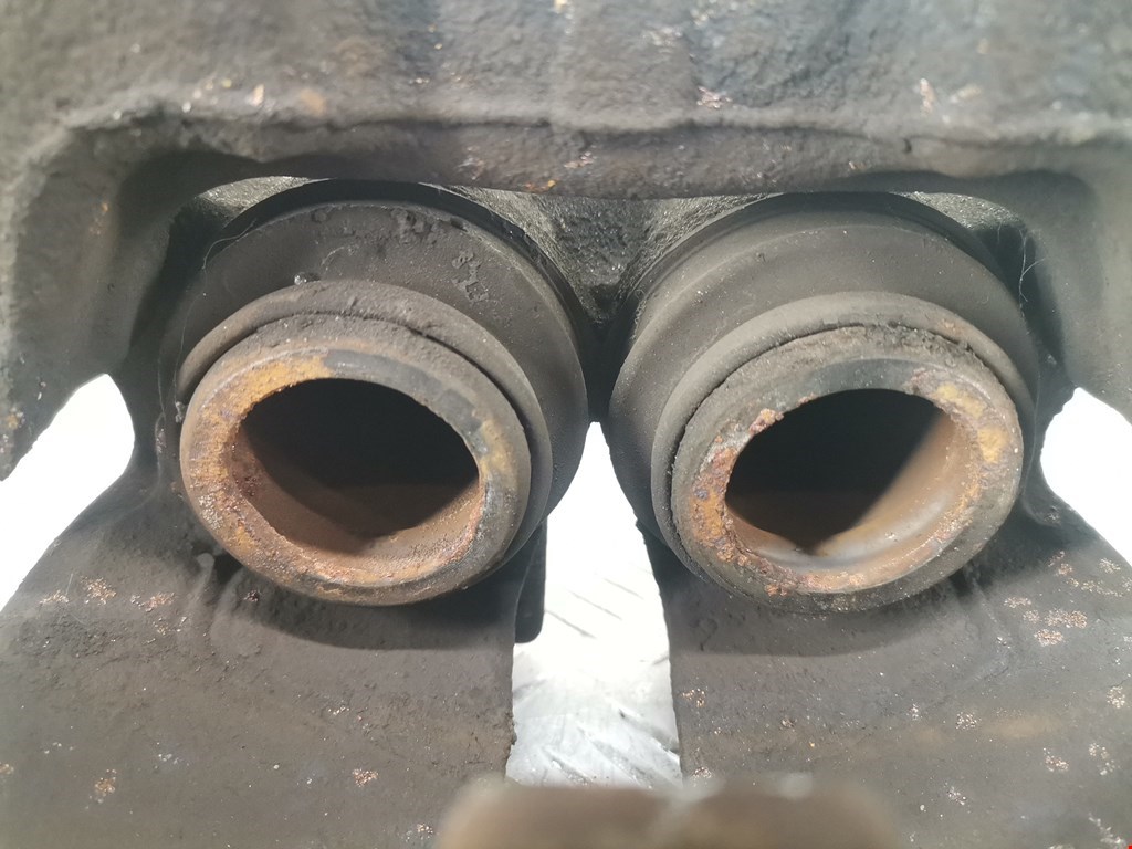 Суппорт передний правый MERCEDES-BENZ GL-Class I X164 2006-2012