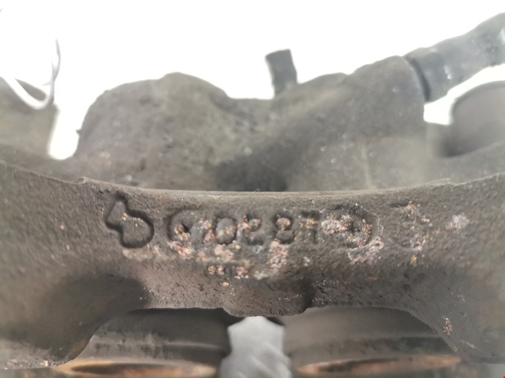 Суппорт передний правый MERCEDES-BENZ GL-Class I X164 2006-2012