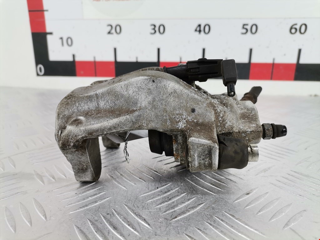 Суппорт задний правый MERCEDES-BENZ S-Class IV W220 1998-2005