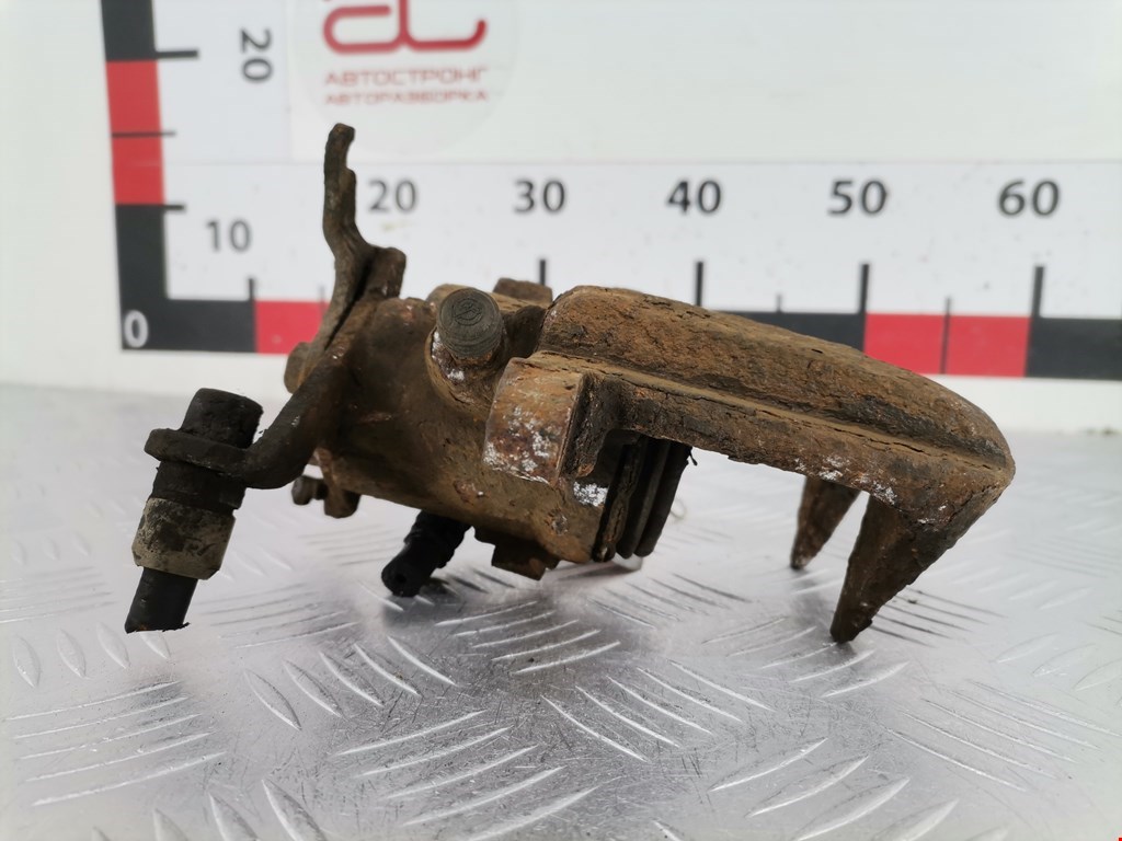 Суппорт задний левый DODGE Journey 2008-2020