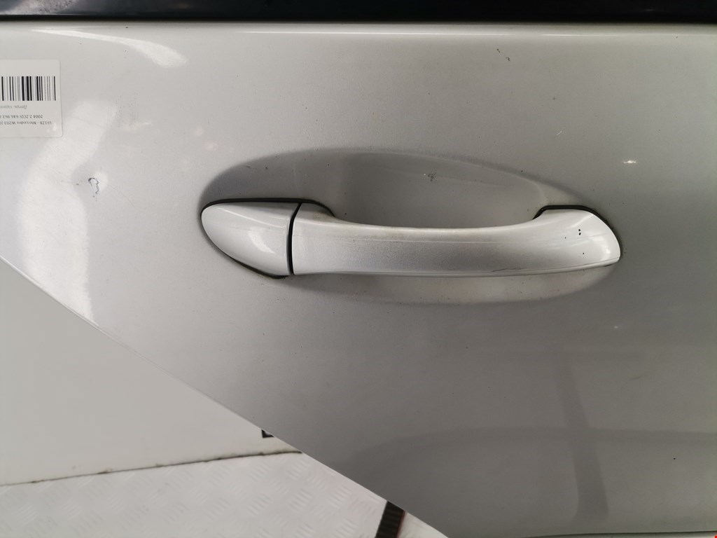 Дверь задняя правая MERCEDES-BENZ C-Class C-klasse W203 2000-2007