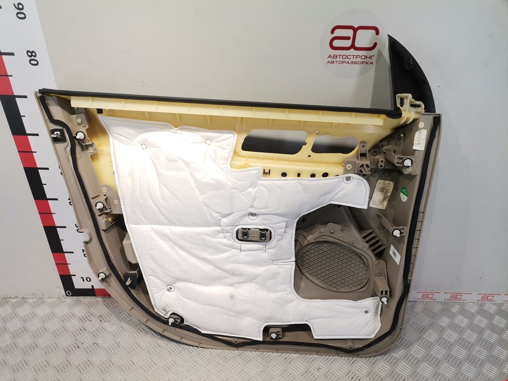 Обшивка двери передняя правая FORD Explorer 2011-2019