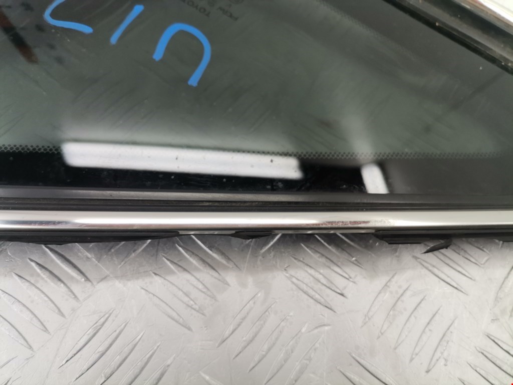 Стекло кузовное глухое правое TOYOTA Venza 2009-2017