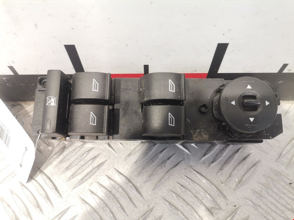 Блок управления стеклоподъемниками FORD Escape 2012-2015