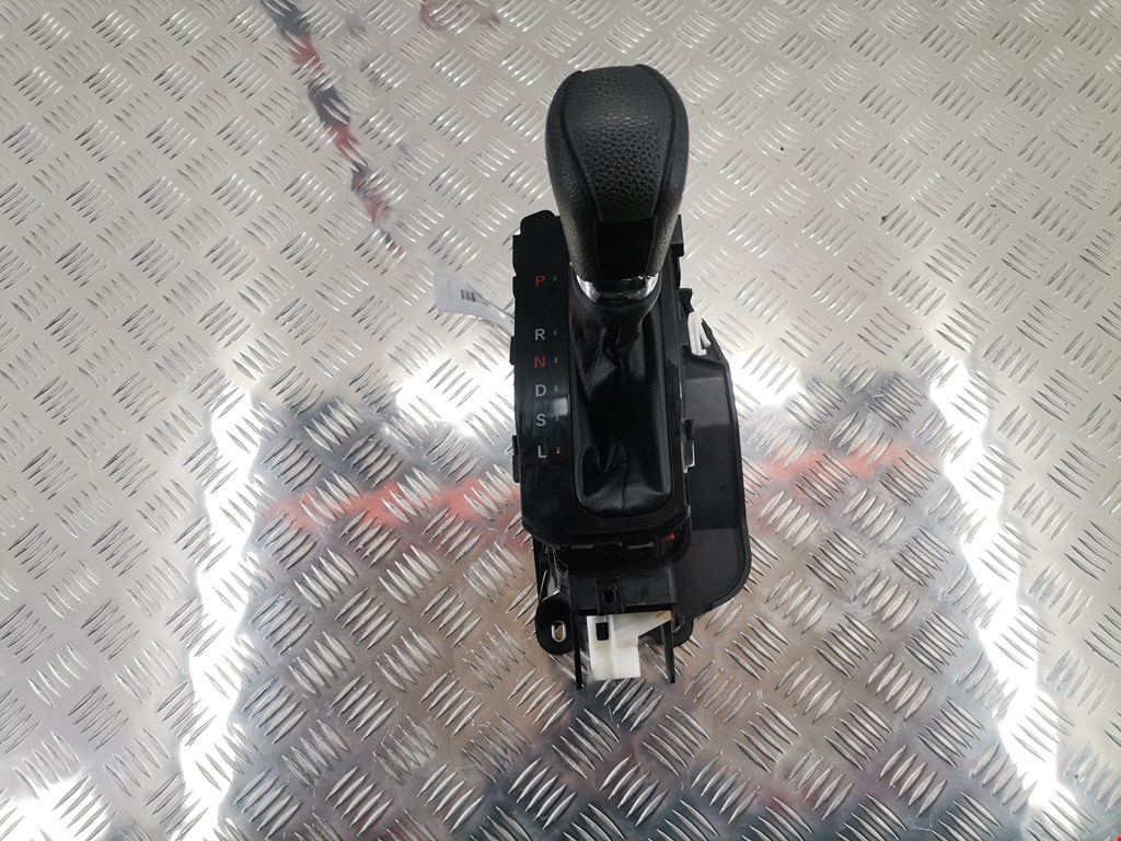 Кулиса (селектор) АКПП/МКПП в салоне HONDA Civic 4D 2016-н.в.