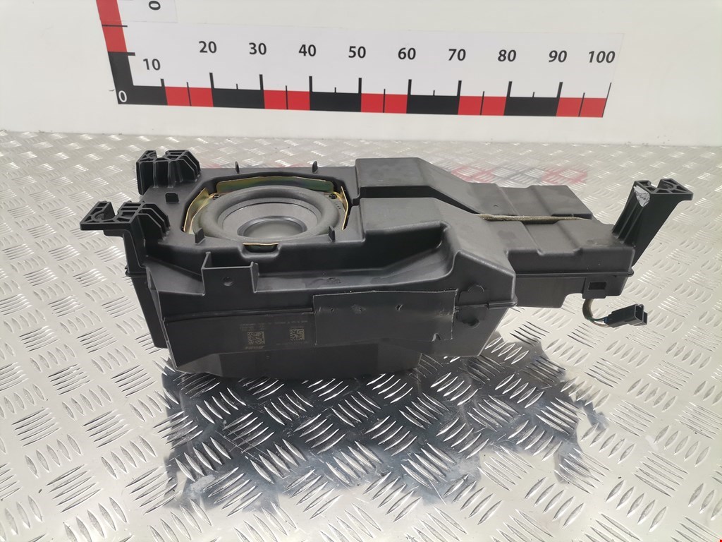 Сабвуфер CHEVROLET Tahoe III 2006-2014