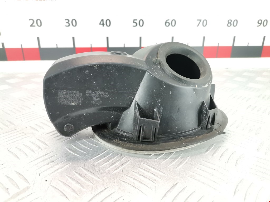 Лючок бензобака FORD Explorer 2011-2019