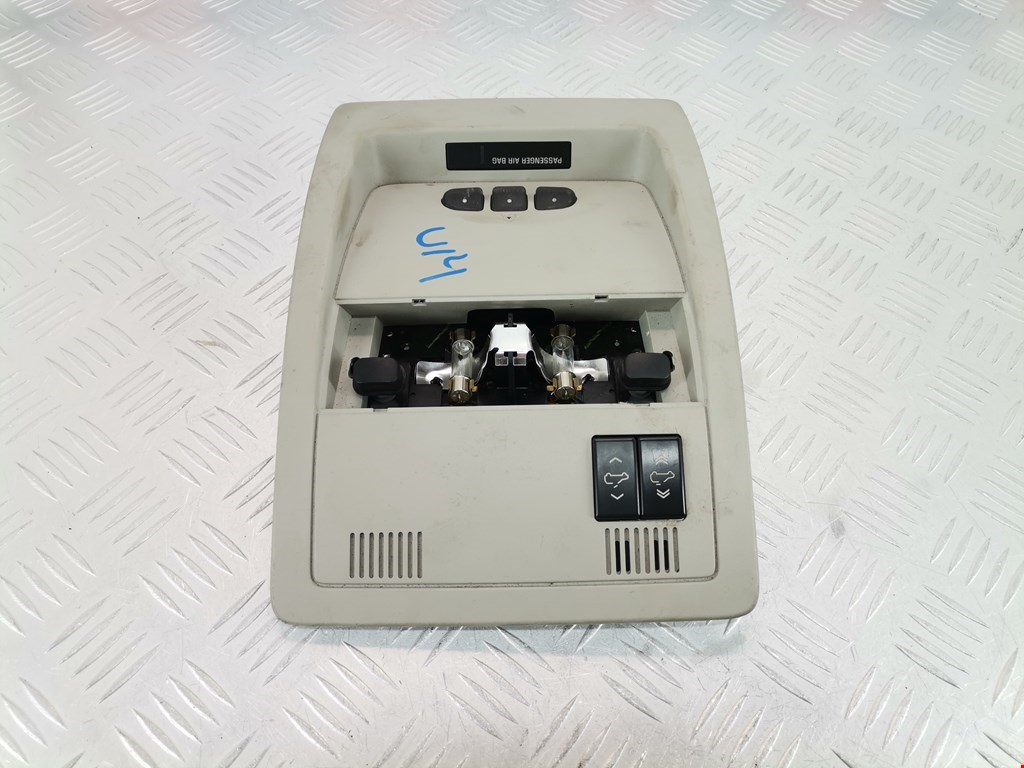 Плафон салонный (салона фонарь) CHEVROLET Tahoe III 2006-2014